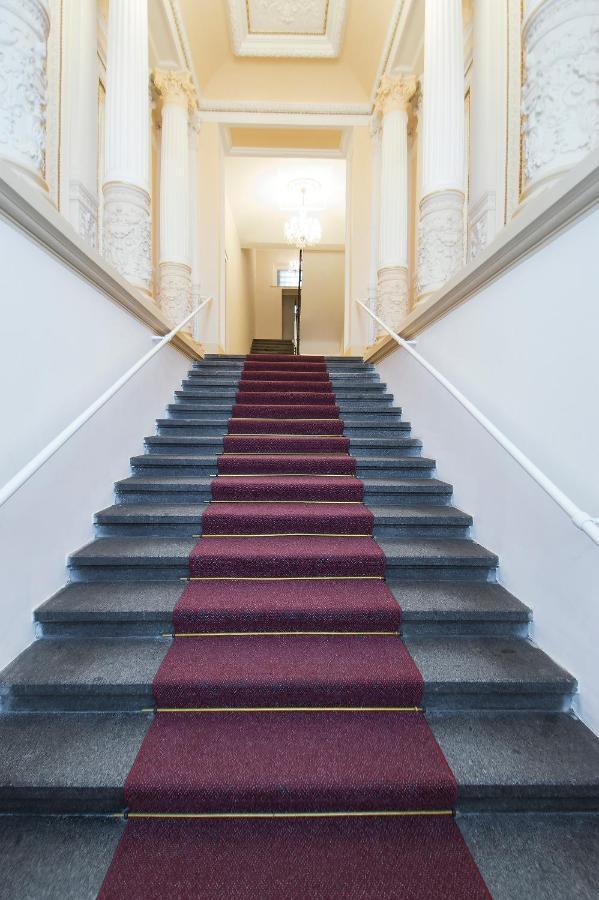 Modern Apartment Spanelska Prague Luaran gambar