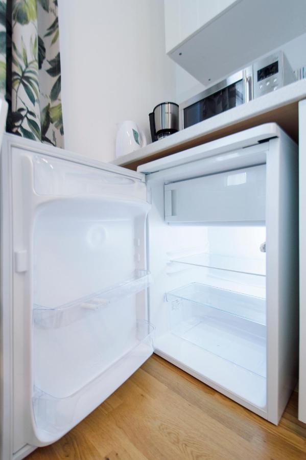 Modern Apartment Spanelska Prague Luaran gambar